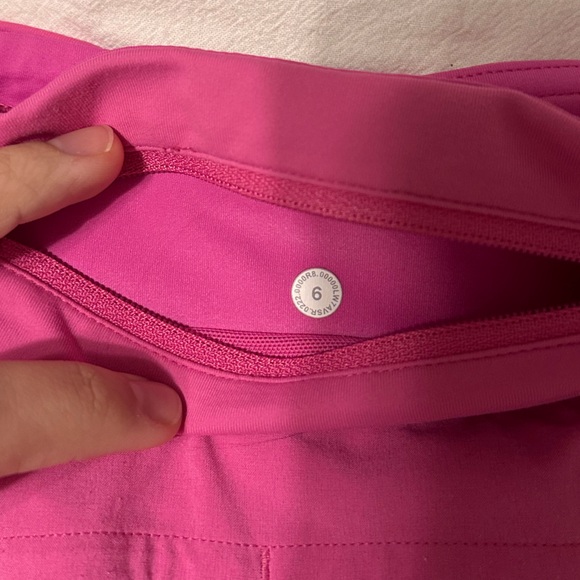 Lululemon sonic pink speed up shorts - Picture 5 of 5